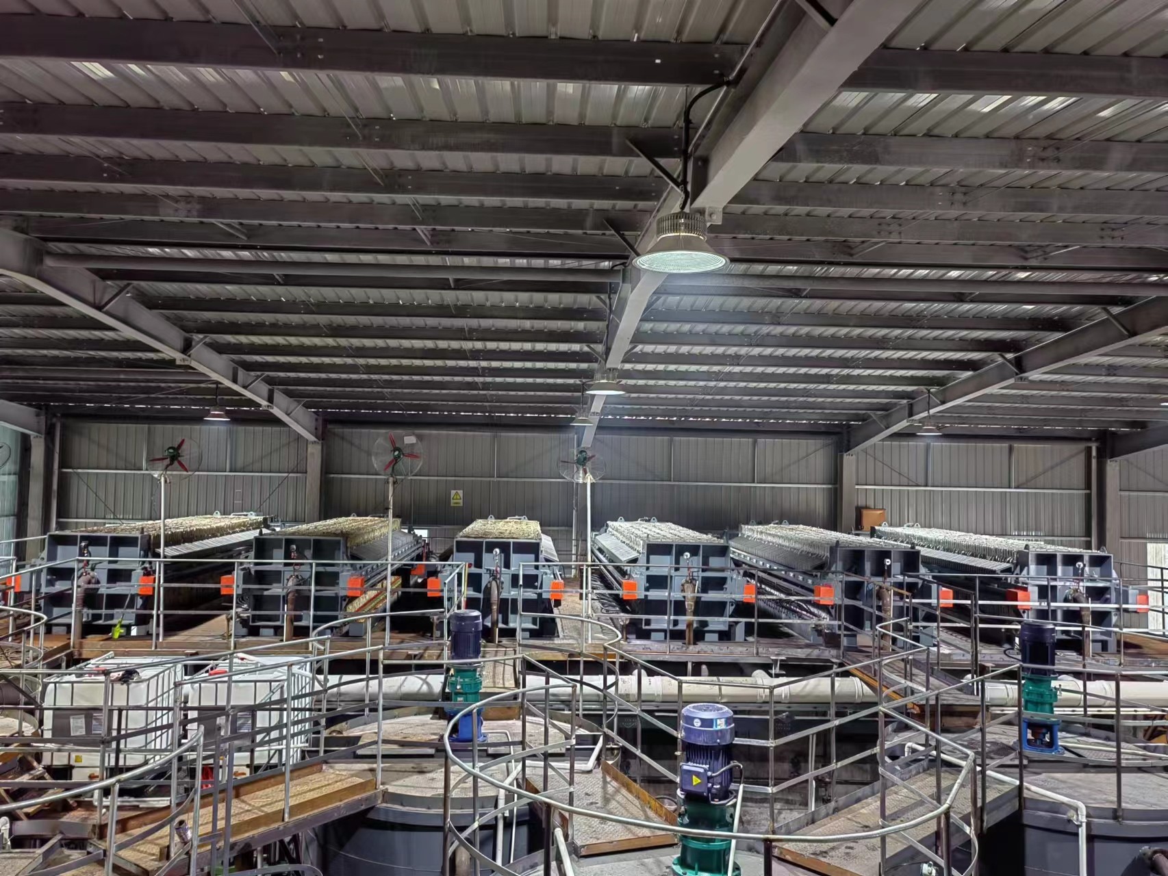 壓濾機(jī)-隔膜壓濾機(jī)-板框壓濾機(jī)-江蘇蘇東化工機(jī)械有限公司